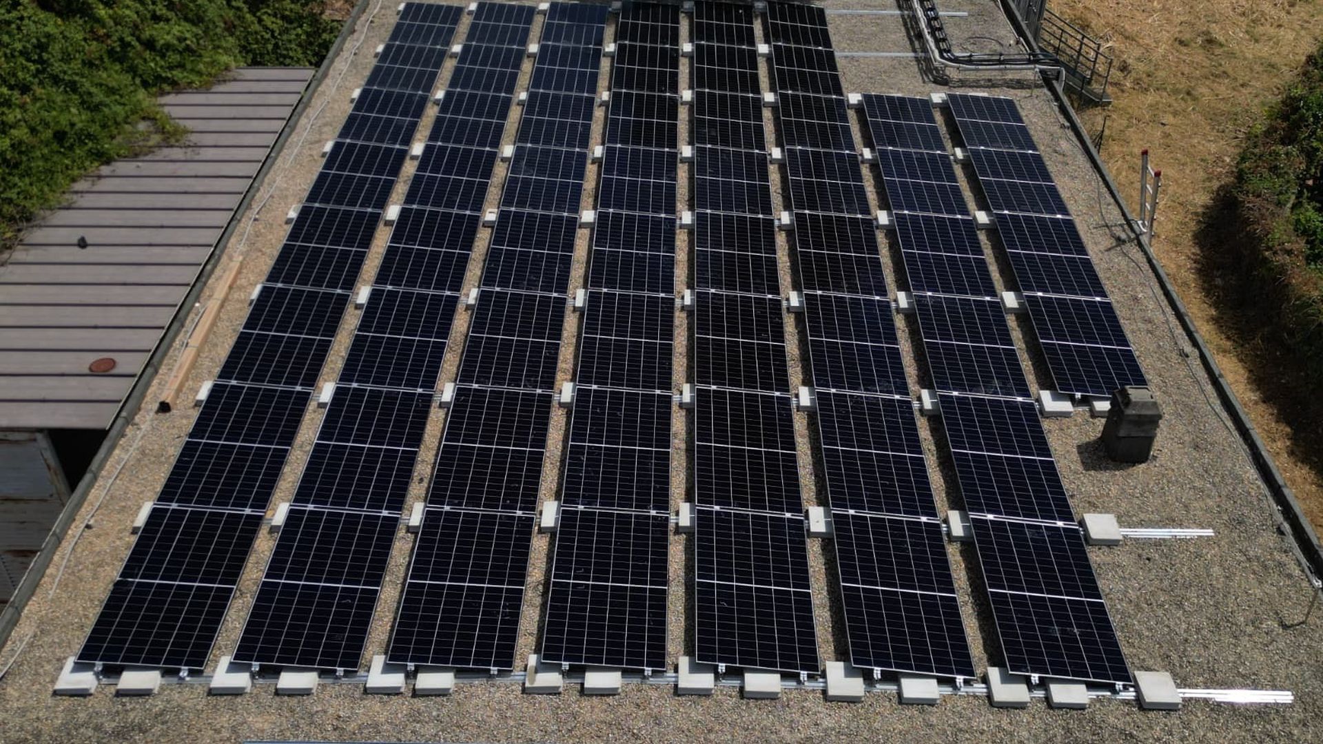 Impianti fotovoltaici su siti di telecomunicazione